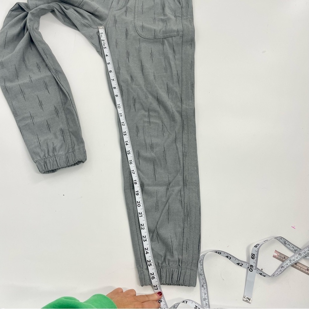 Athleta Farallon Printed Jogger Spliced Magic Metropolis Grey Women’s 4 Stretch - Picture 4 of 11